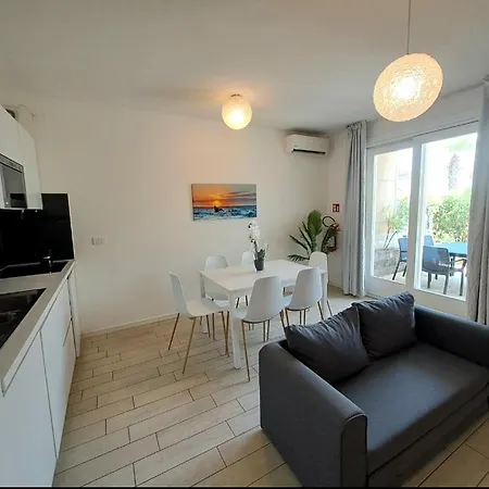 Wave In Piazza Trieste - Seasons Real Estate - Apartment Lido di Jesolo