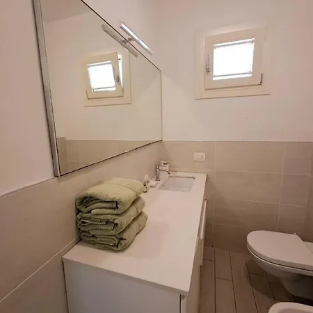 Apartment Wave In Piazza Trieste - Seasons Real Estate - *